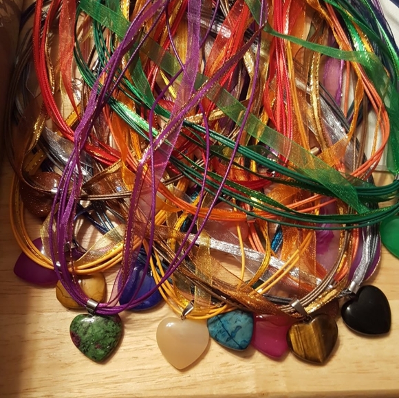 Jewlery  Is hand crafted, reclaimed, pre owned or vintage. - Picture 4 of 10